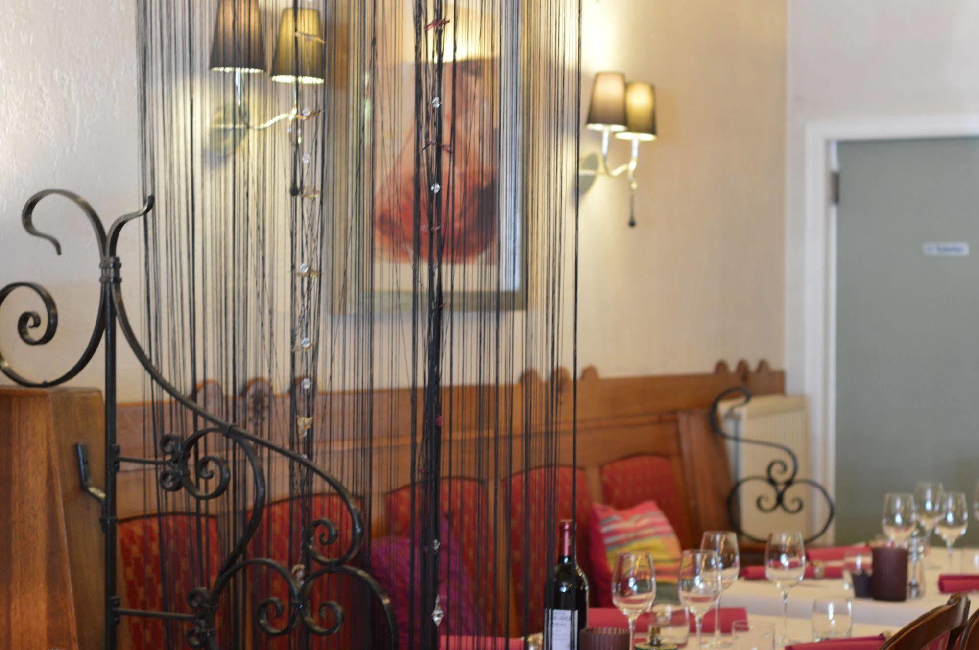 Hotel 'T Hert Genk Ngoại thất bức ảnh
